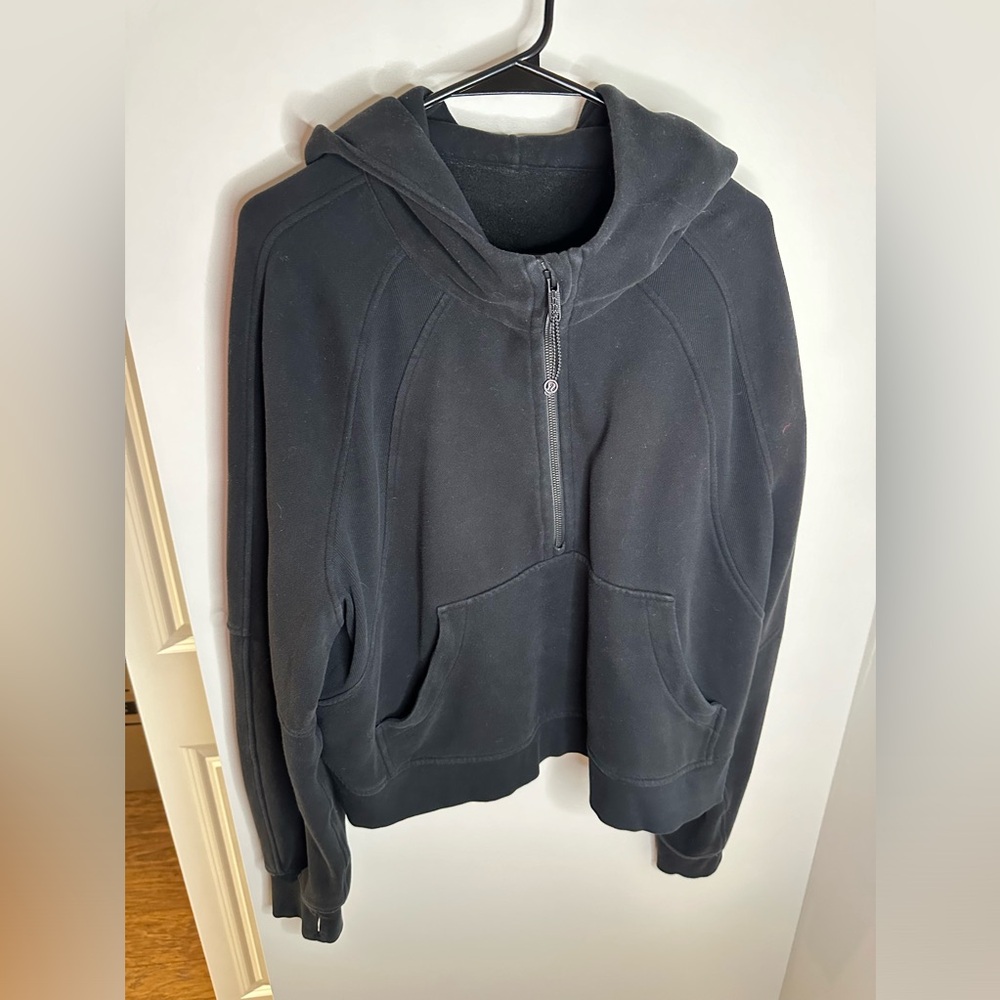 Lululemon Black Quarter Zip Scuba